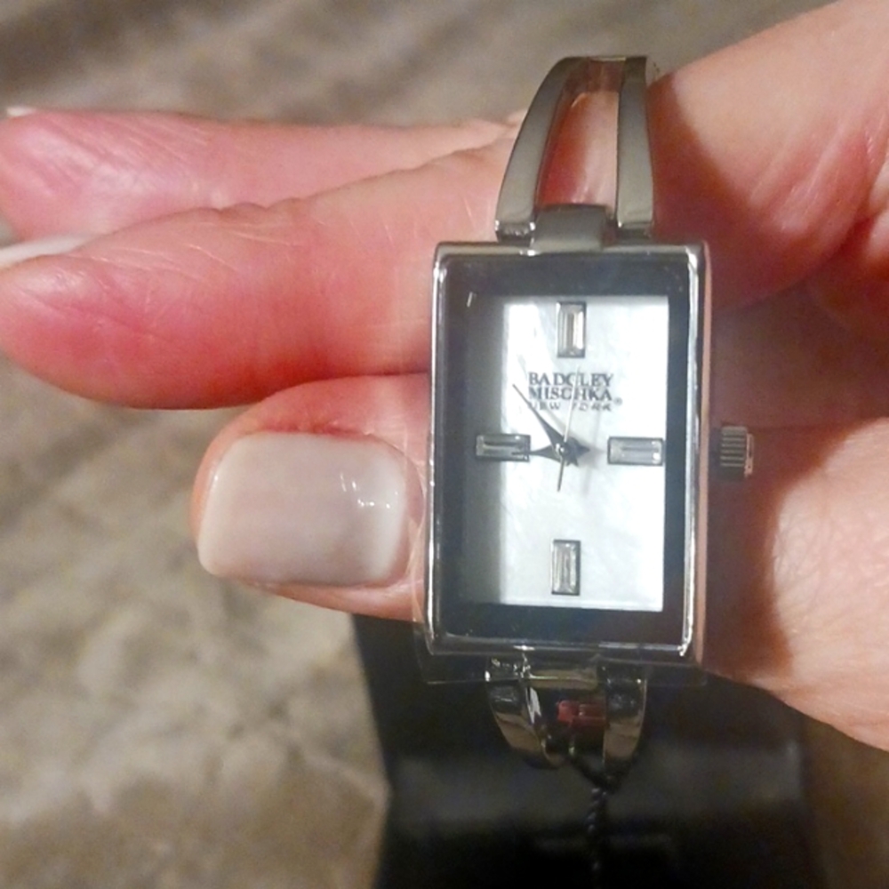 BADGLEY MISCHKA WOMENS WATCH
